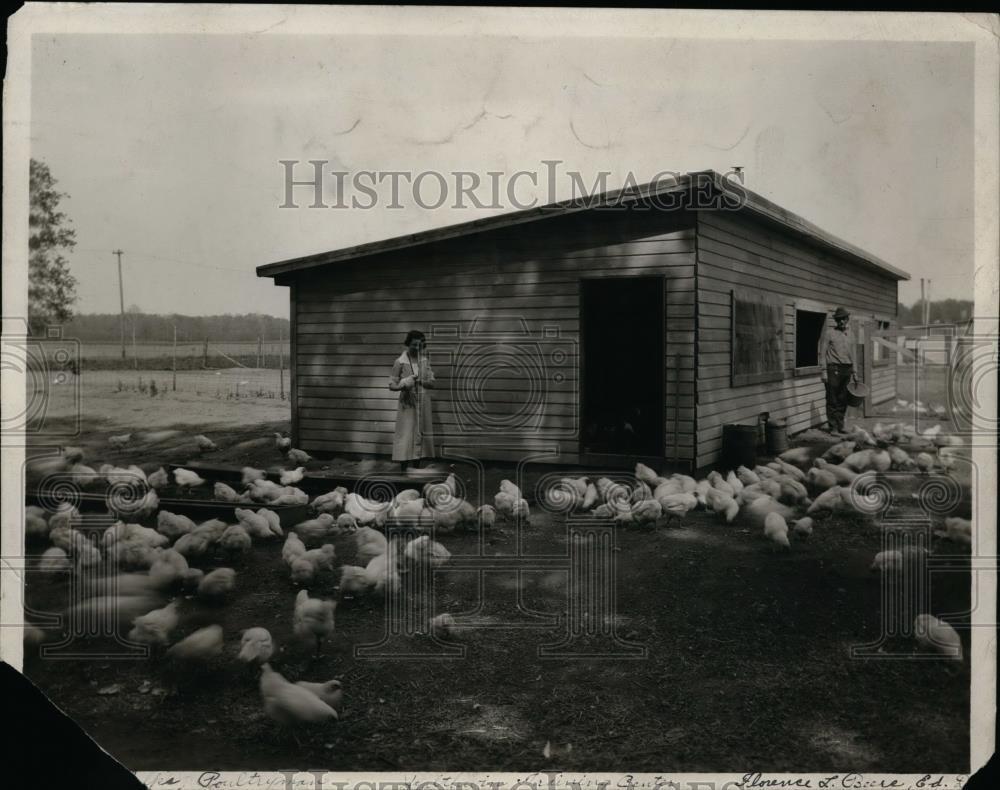 1928 Press Photo Poultry Farm - nef32887