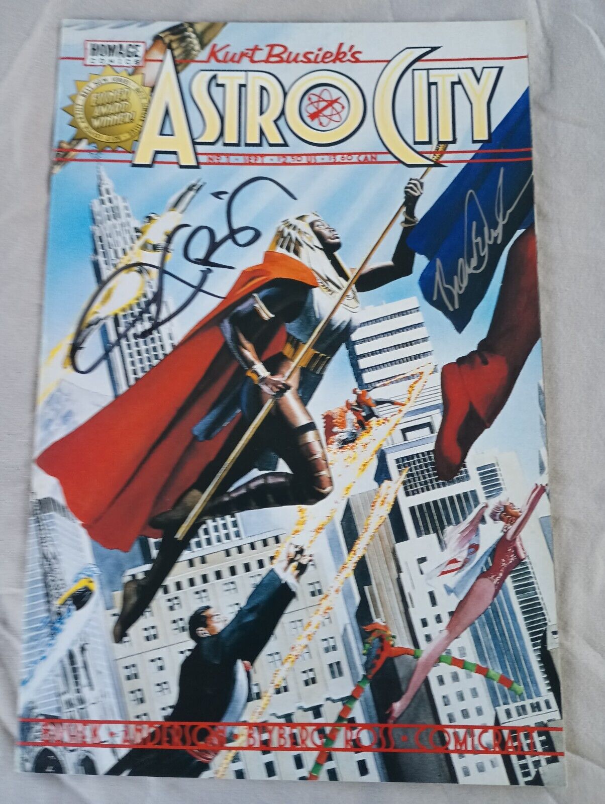 Kurt Busiek’s: Astro City #1 (VFNM) Homage 1996 signed K.Busiek and B.Anderson