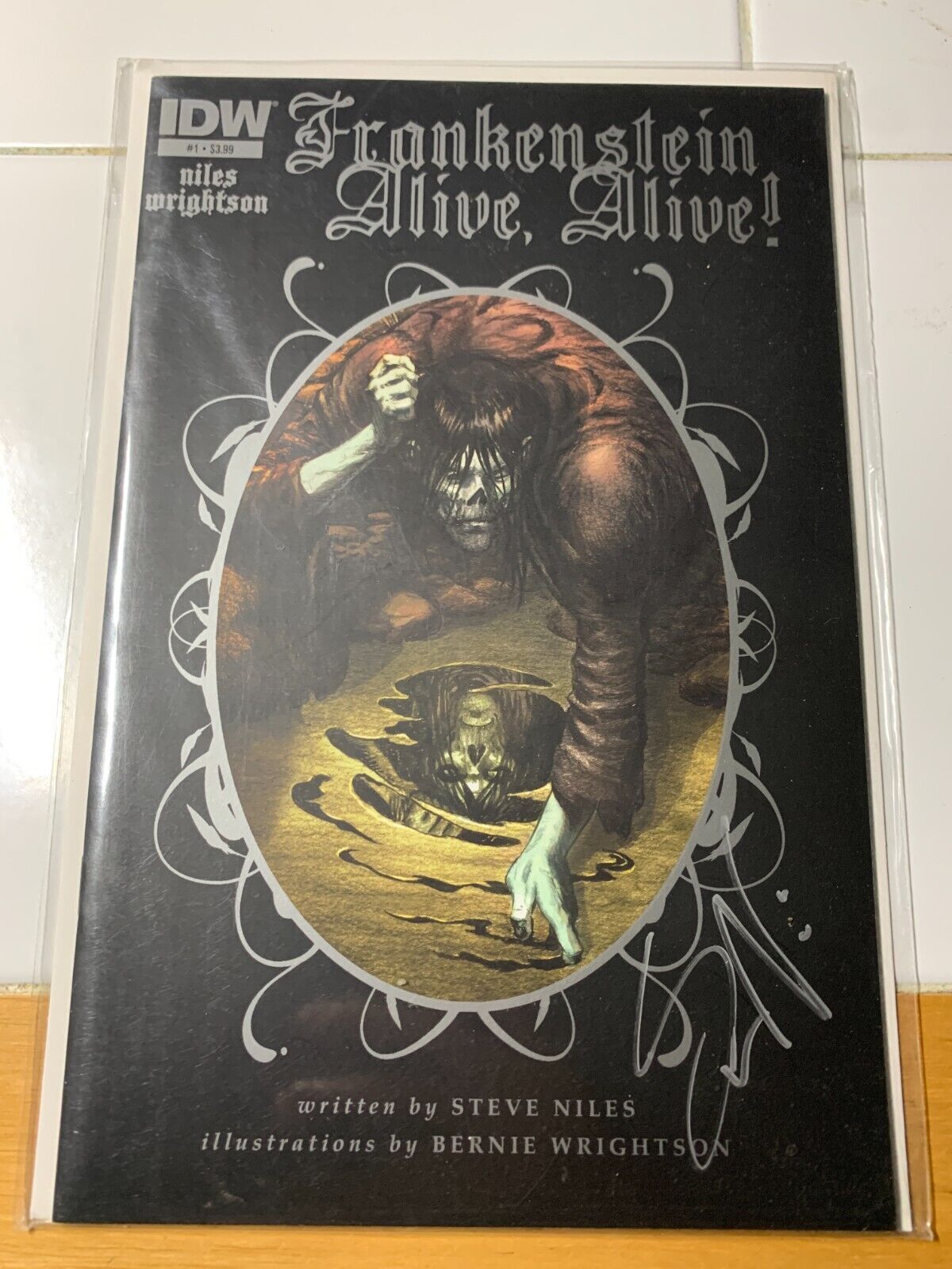 2012 IDW Frankenstein Alive Alive #1 Niles Wrightson Bagged and Boarded HTF