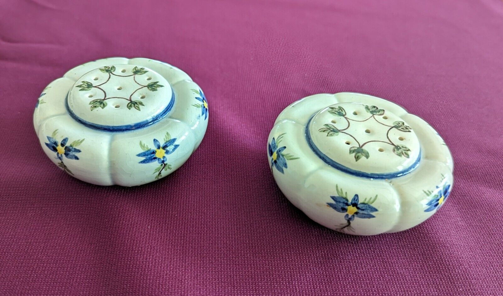  Vintage Carvalhinho Pottery Salt & Pepper Shakers From Portugal Hand Painted 