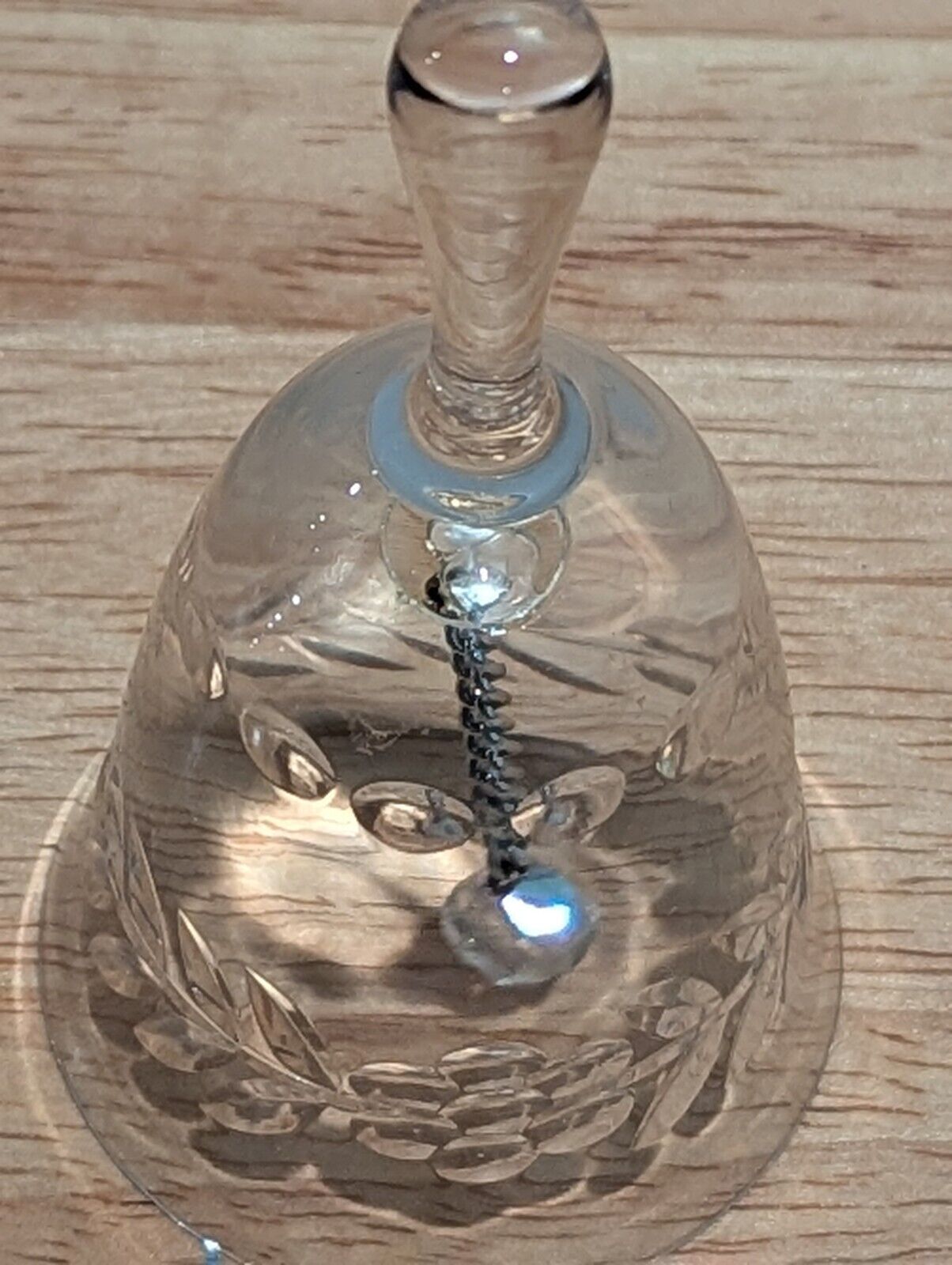 4.5-in Crystal Bell With A Beautiful Chime