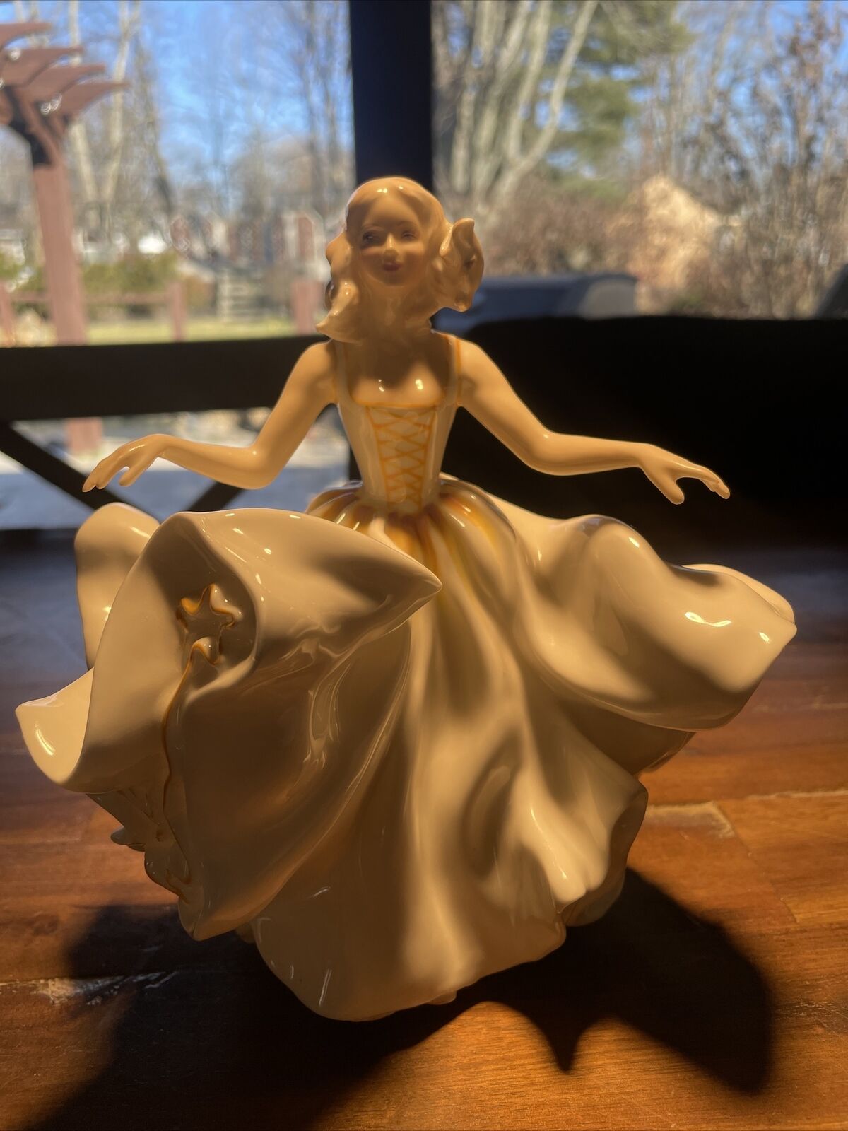 Beautiful 1974 Limited Edition Royal Doulton Sweet Seventeen #HN2734 - Retired