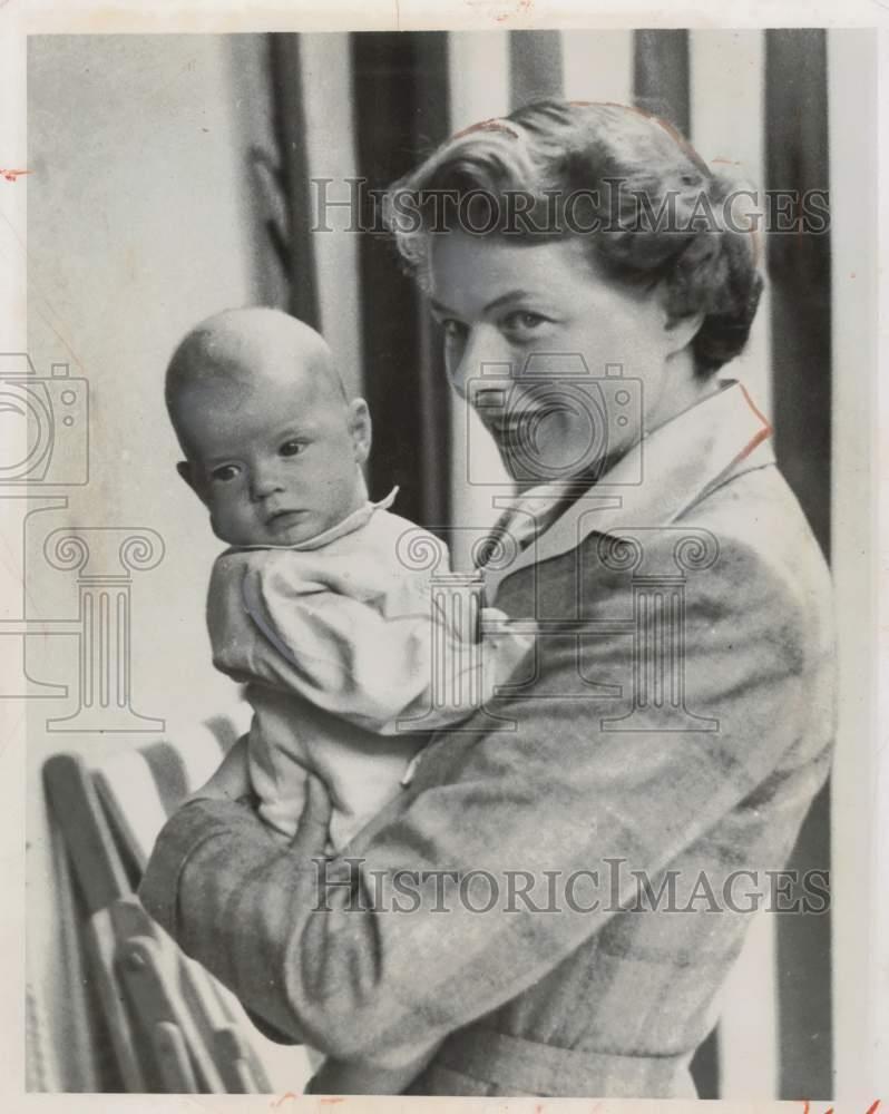 1950 Press Photo Actress Ingrid Bergman and her son \