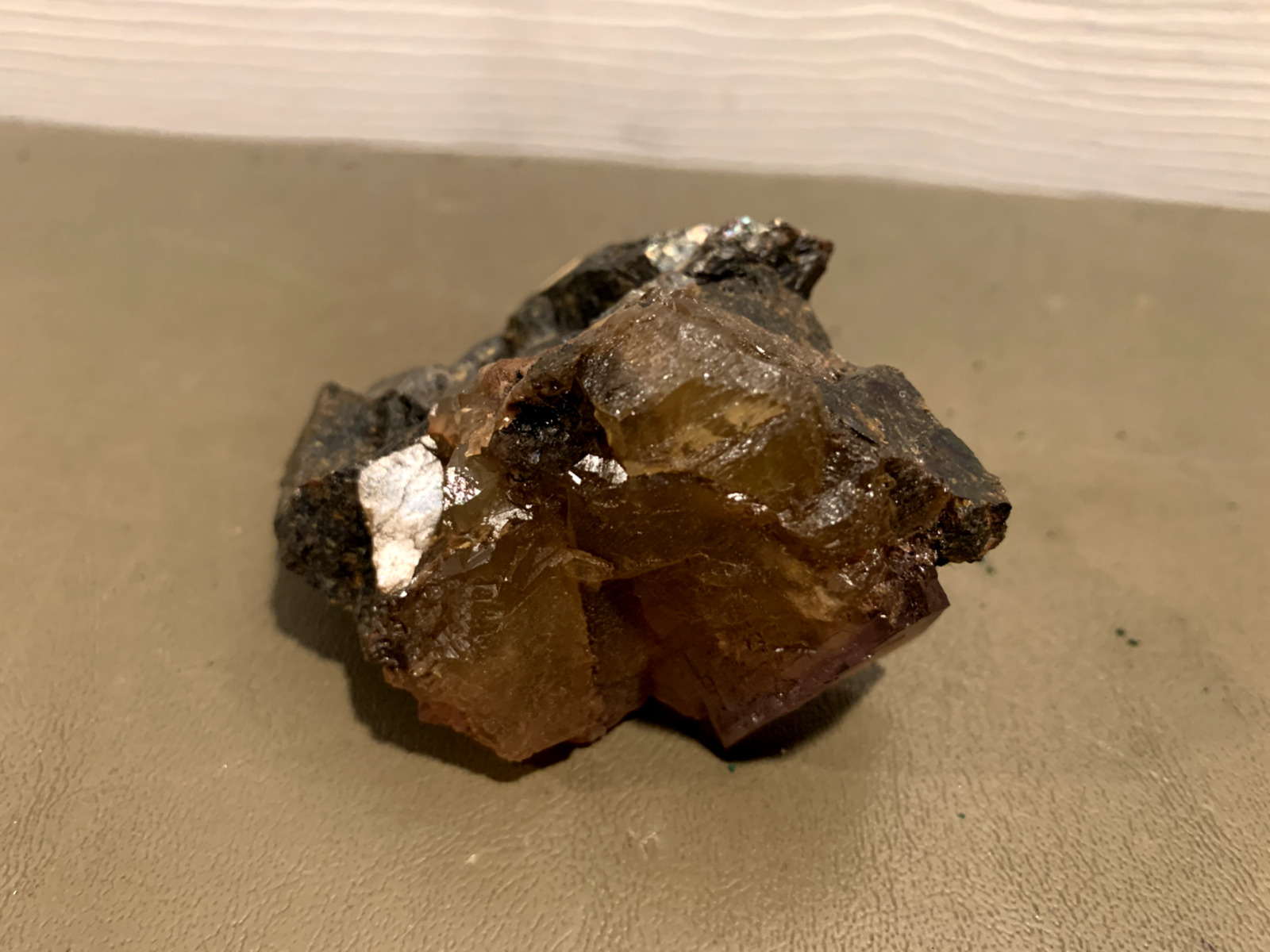 RARE Mineral Flourite on Sphalerite-Denton Mine Cave Rock Illinois 195g B8 #245