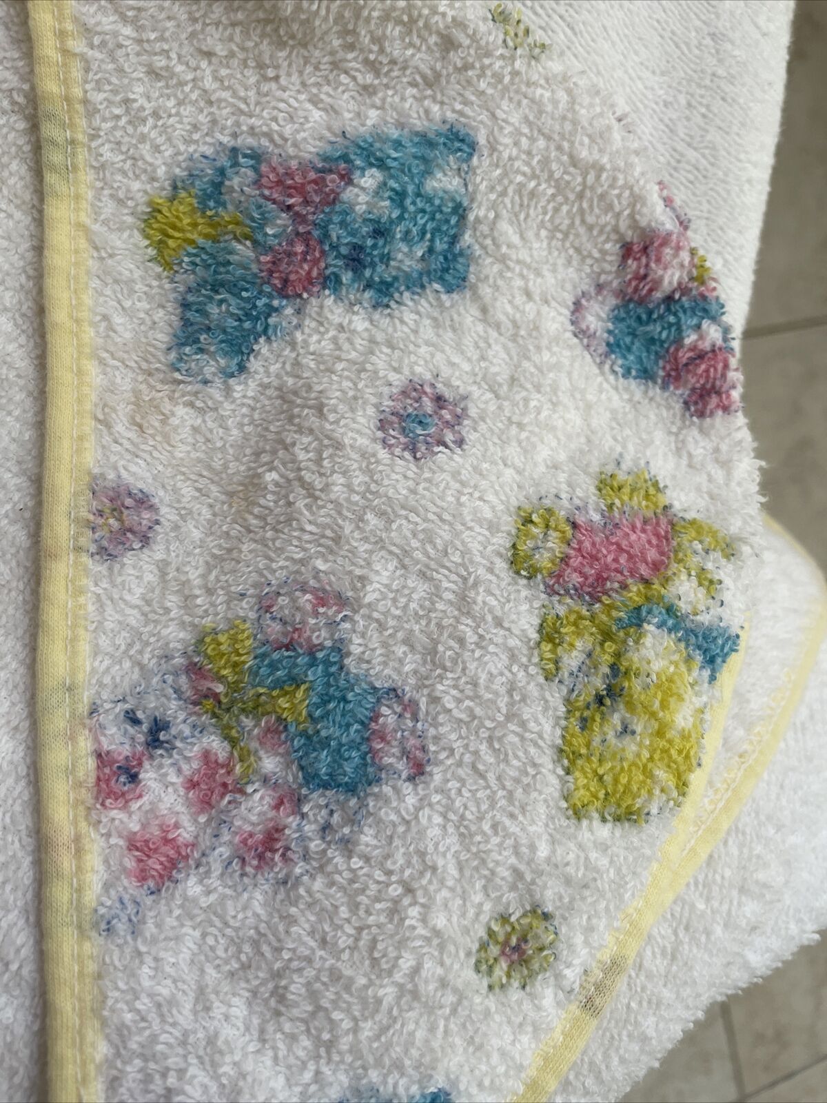 Vintage 1970’s Dundee Infant Bath Towel