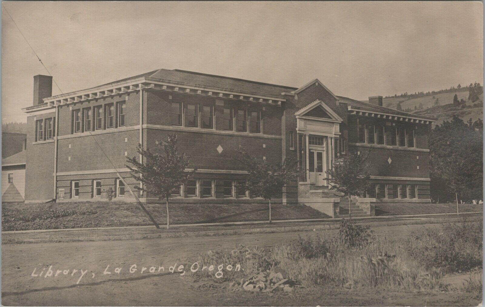 RPPC Carnegie Public Library La Grande OR Oregon 1920s photo postcard G90