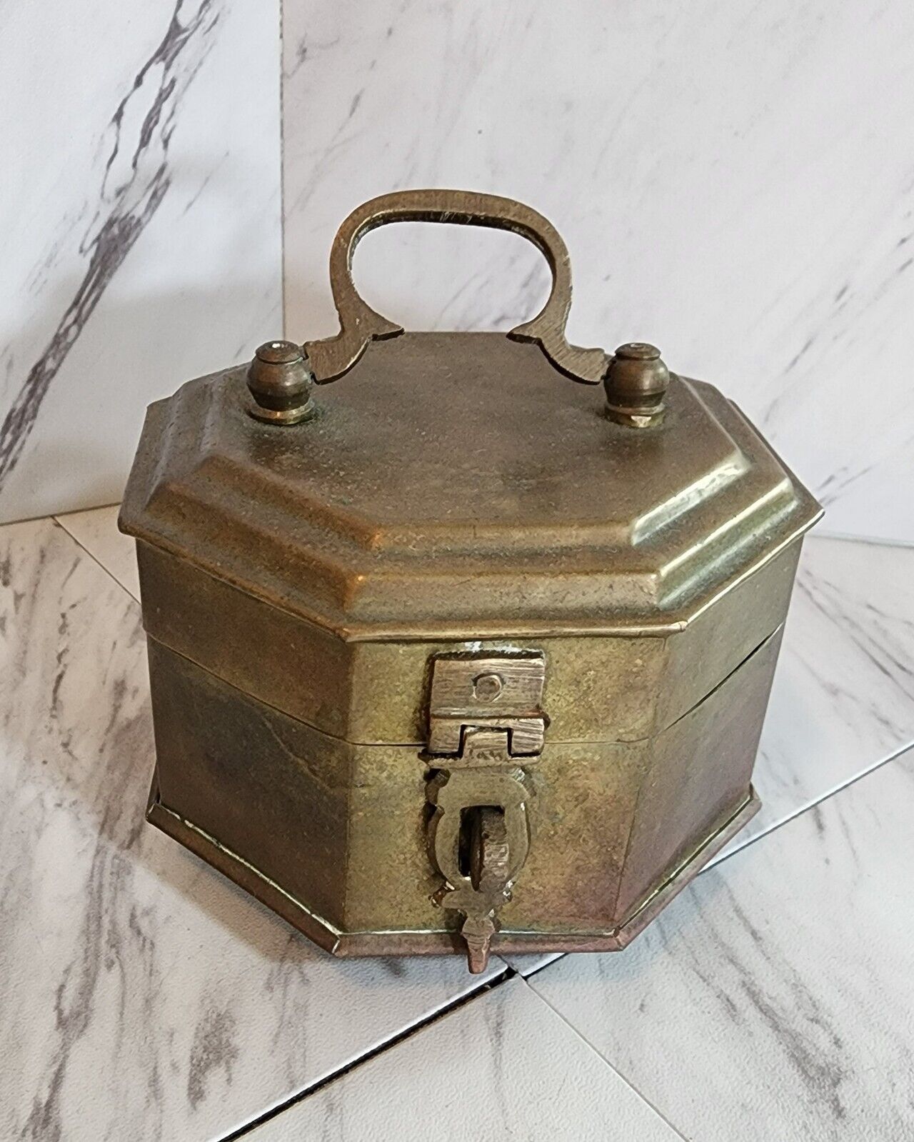Antique Brass Copper Paan Daan Box Octagon Lidded With Latch Metal Box Trinket 