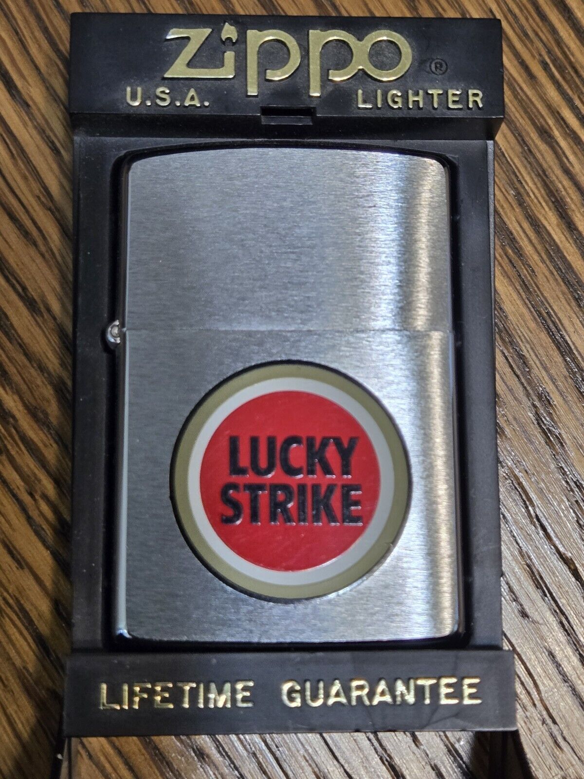 Zippo  LUCKY STRIKE Lighter