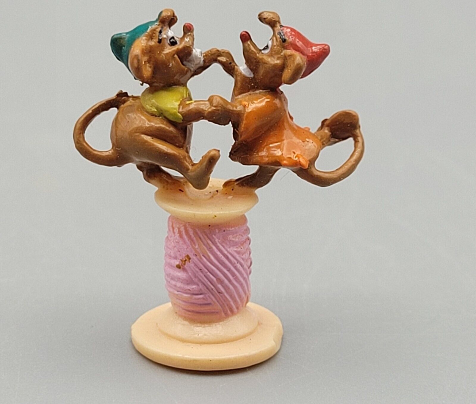 CINDERELLA  MUSICAL CASTLE PALACE PLAYSET Mice Jaq & Gus On Spool Figure Only