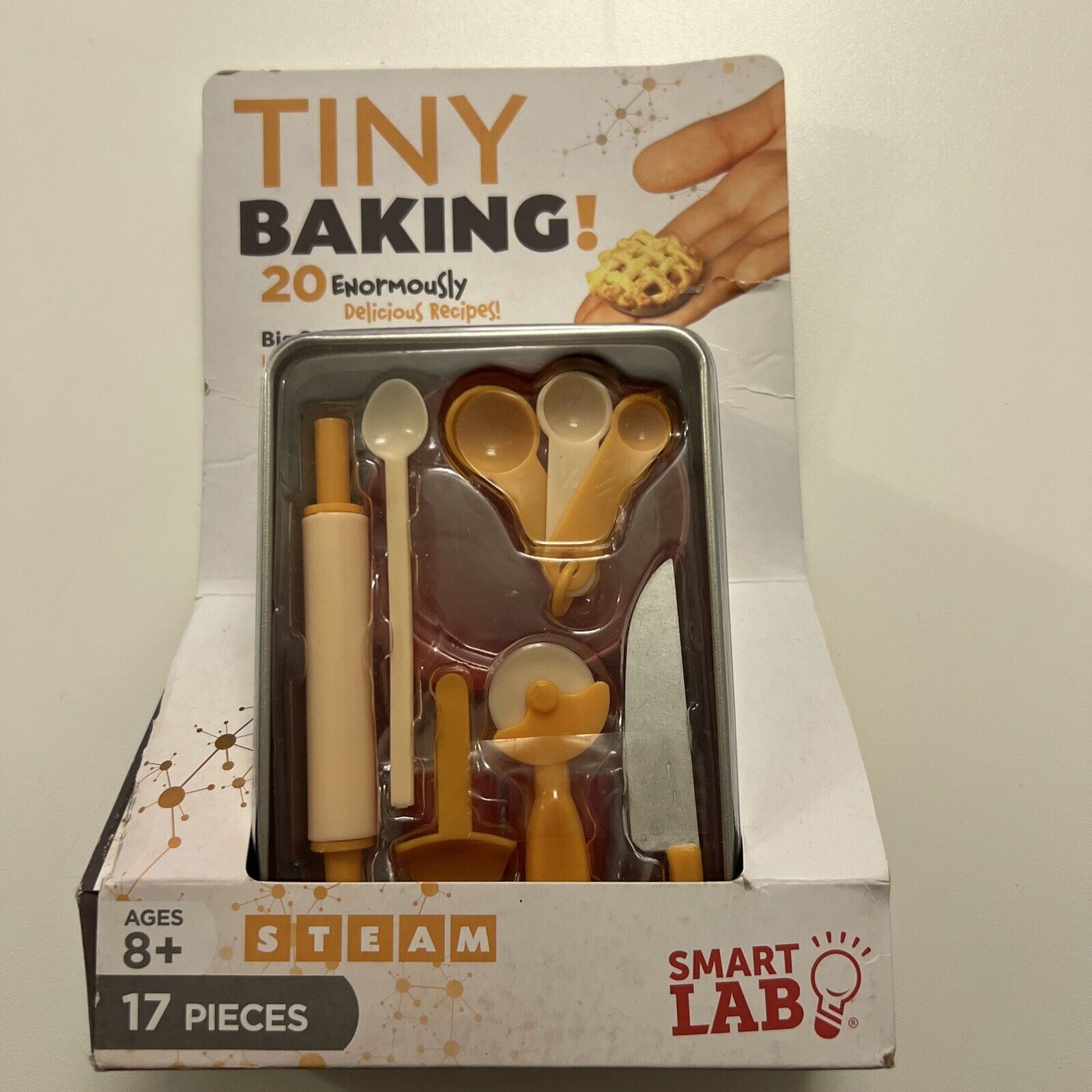 SmartLab Toys TINY Baking with 20  Tiny Recipes Big Science