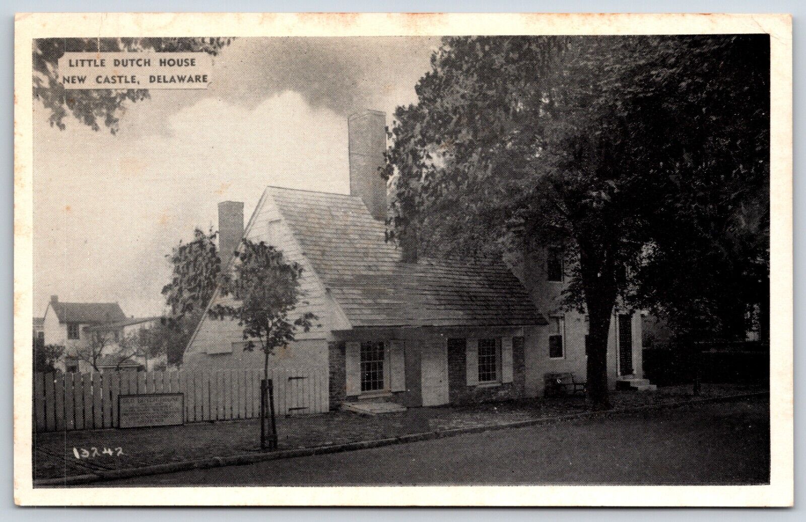 Postcard Little Dutch House, New Castle, Delaware Unposted