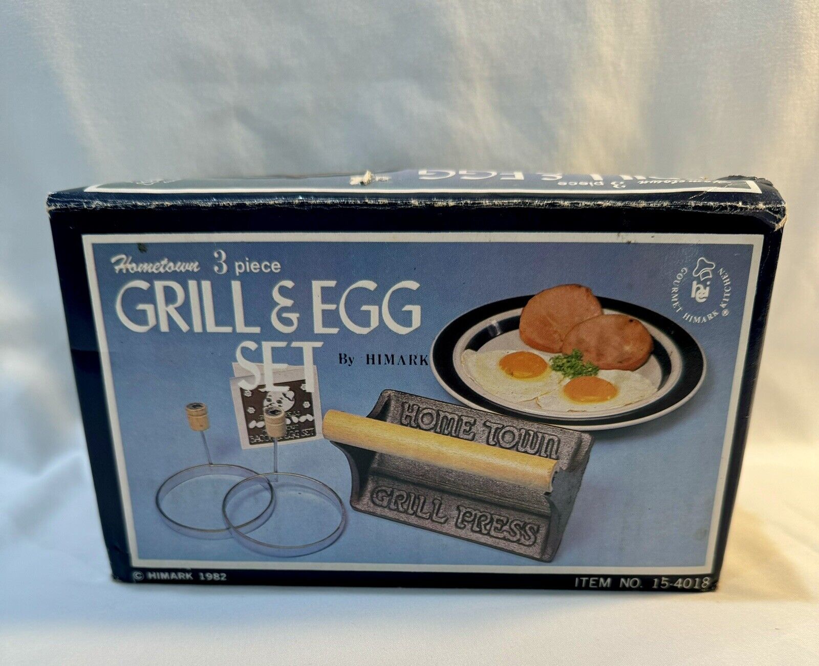 Vintage 1982 3 Piece Bacon & Egg Set Cast Iron Bacon Press & 2 Round Egg Rings