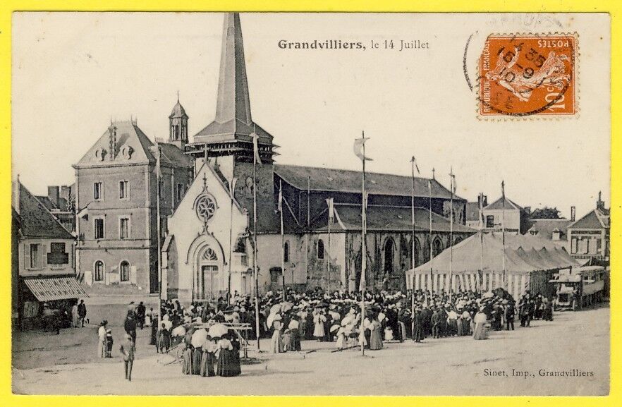 cpa rare GRANDVILLIERS (Oise) on 14 JULY Church of St GILLES Fête Capital Ball