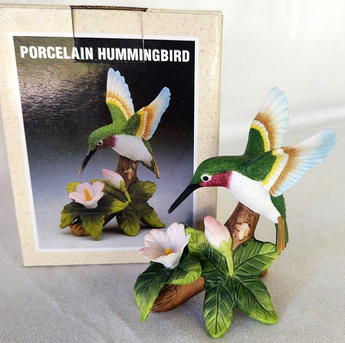 Beautiful Hummingbird in Flight Figurine Hand Painted Porcelain Great Gift  NOS