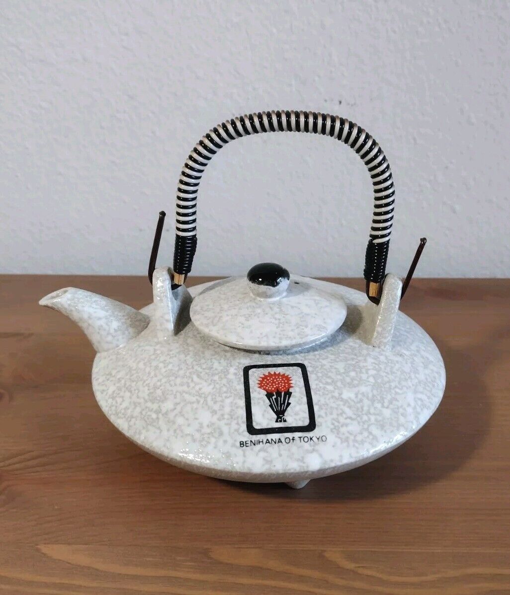 Vintage Benihana Of Tokyo Sake Teapot Stoneware Kettle Japan 6\