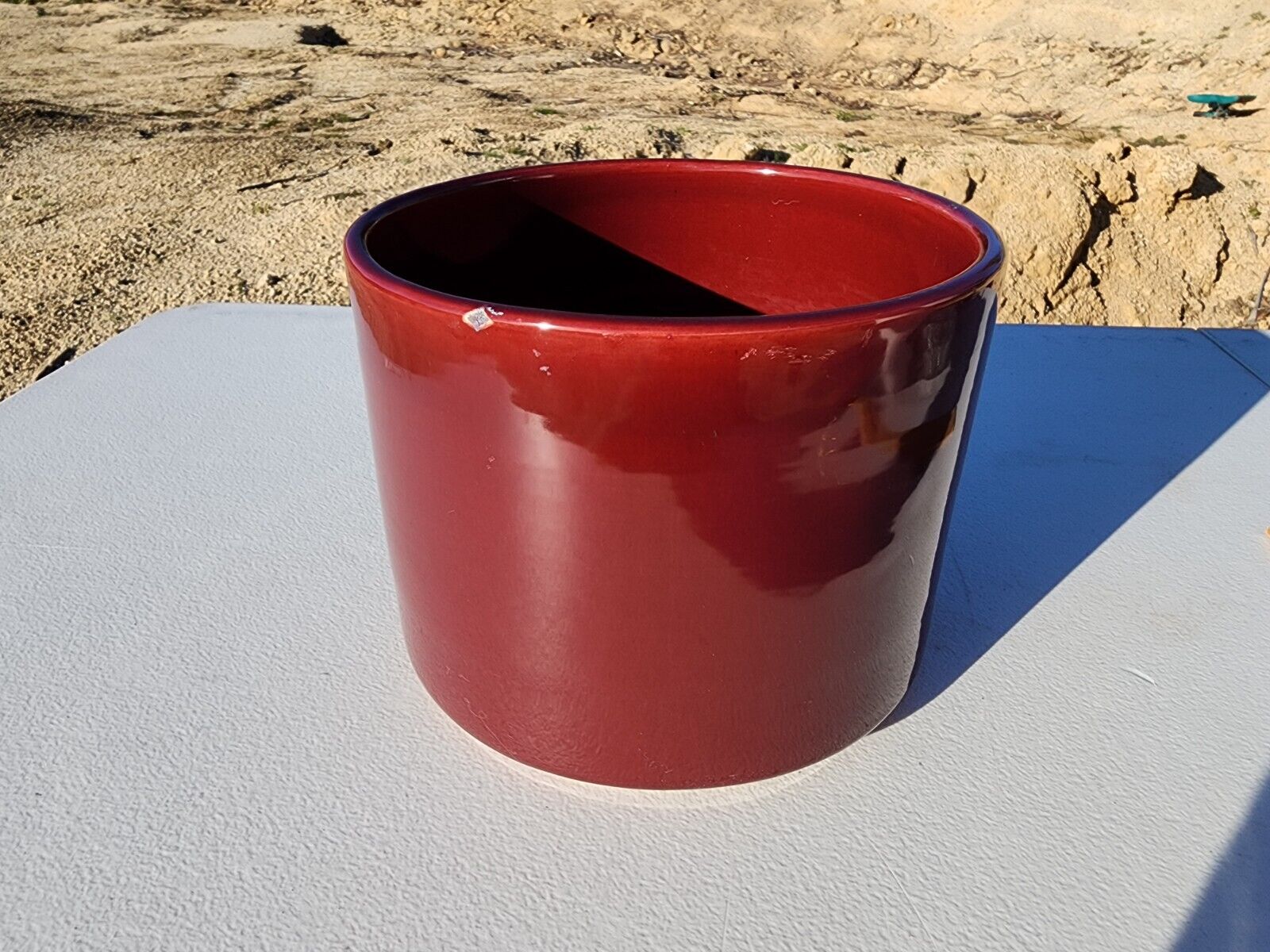 1970s High Gloss Red Burgandy Gainey CA Architectural Cylinder Planter Pot AC-8S