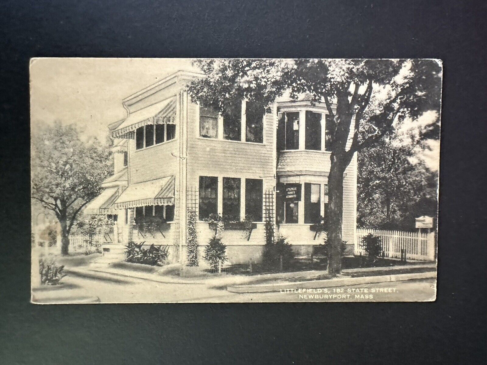 Postcard Littlefield’s 183 State Street Newburyport Massachusetts Hotel R11
