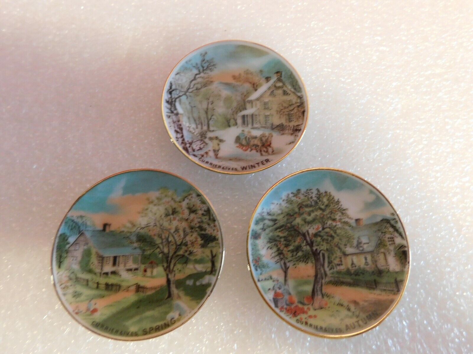 CURRIER AND IVES MINI PLATES LOT OF 3