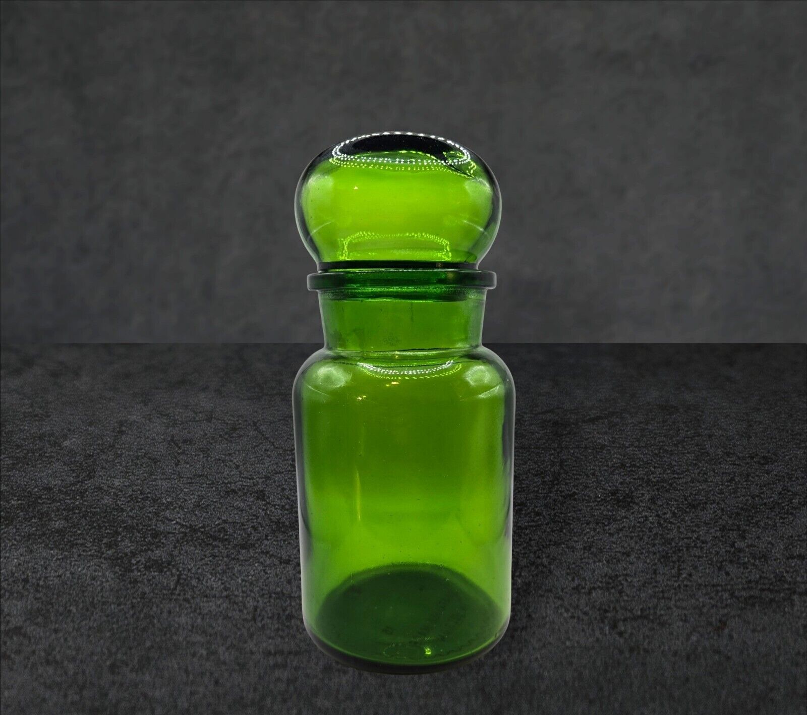 Vintage Apothecary Green Glass Jar ~ Bubble Lid Container Made In Belgium 7”