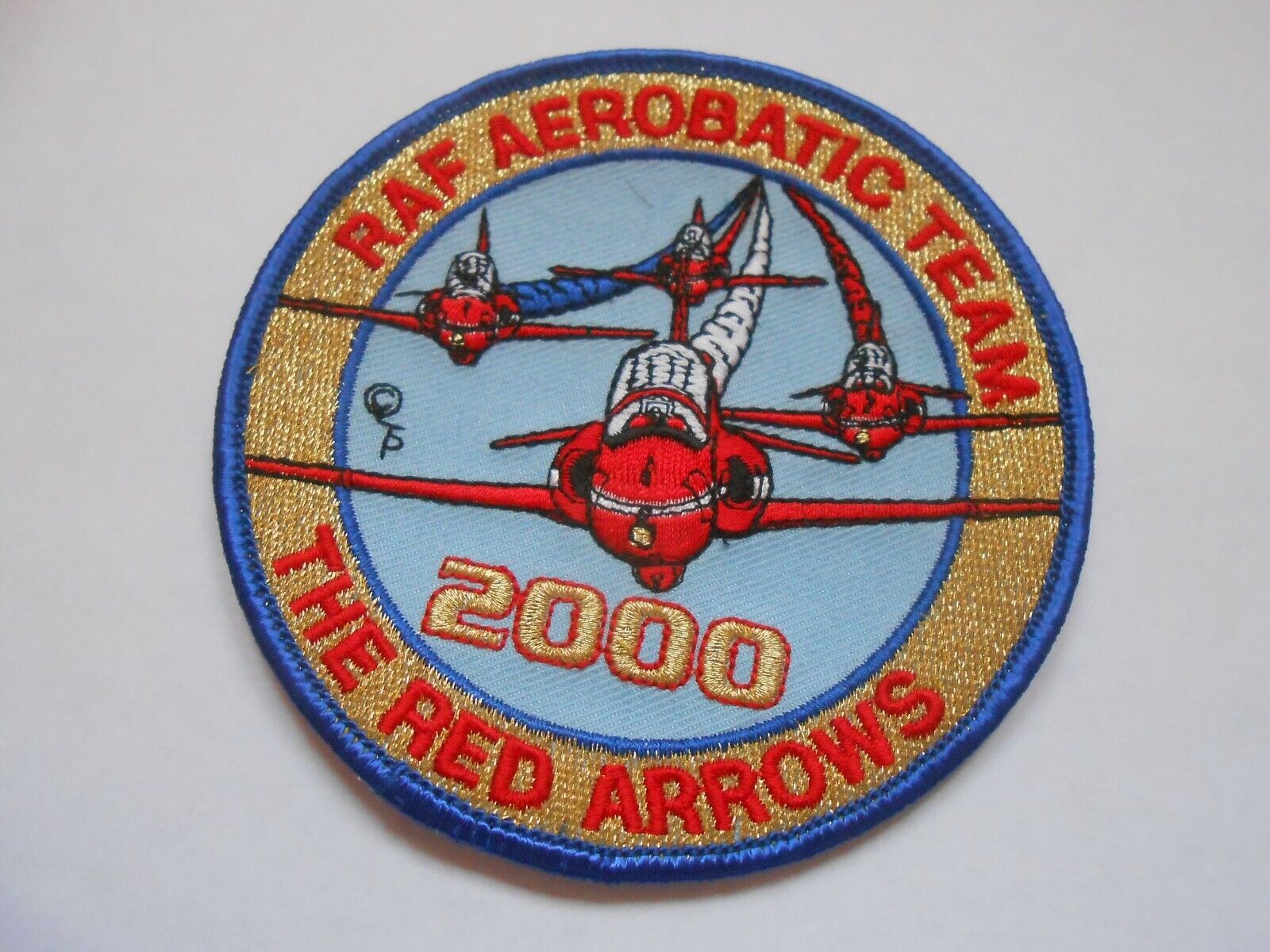 THE RED ARROWS 2000 RAF AEROBATIC TEAM   cloth squadron patch USAF/USN/RAF