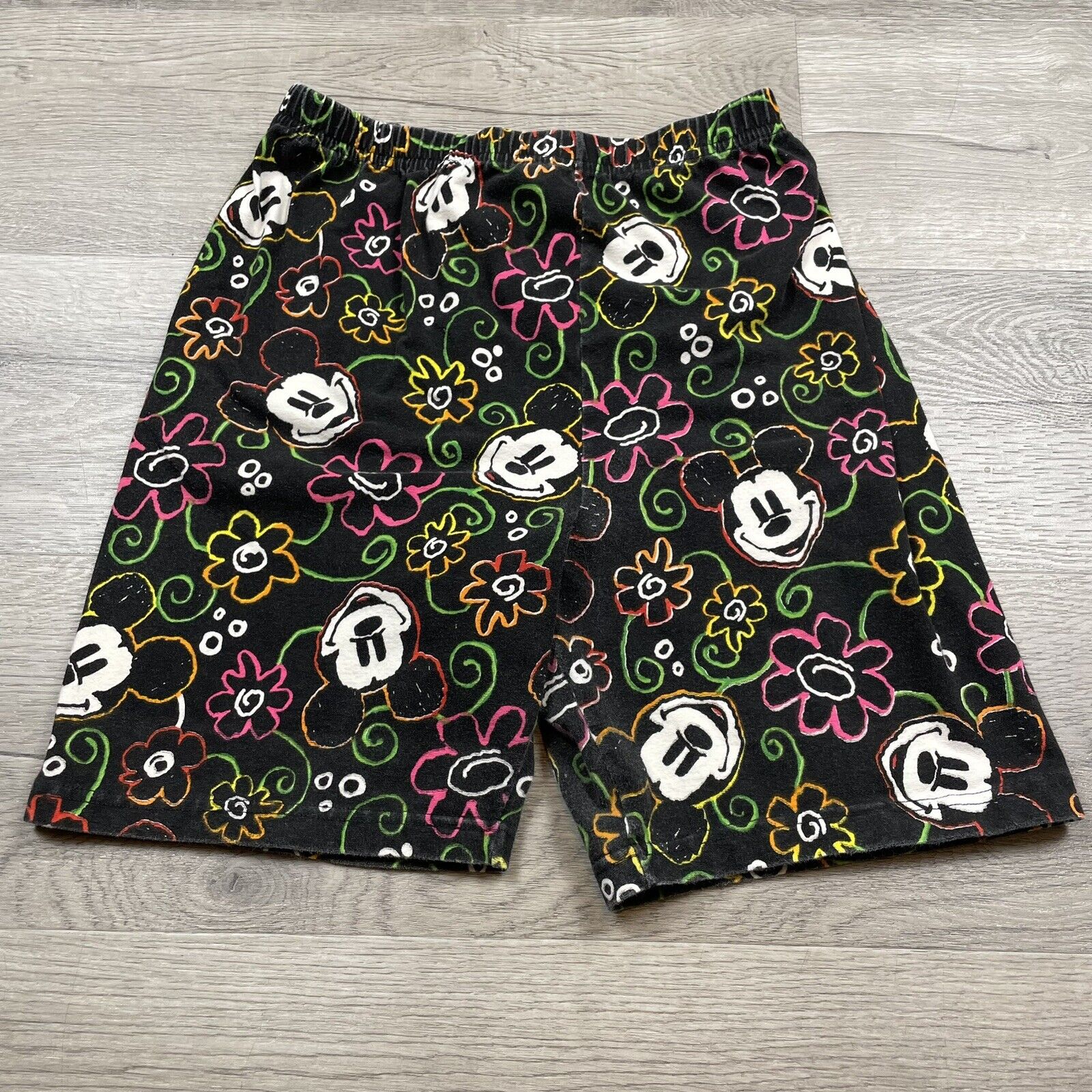 Vintage Disney Mickey & Co Mickey Mouse & Flowers Shorts Size L (10-12) Rare