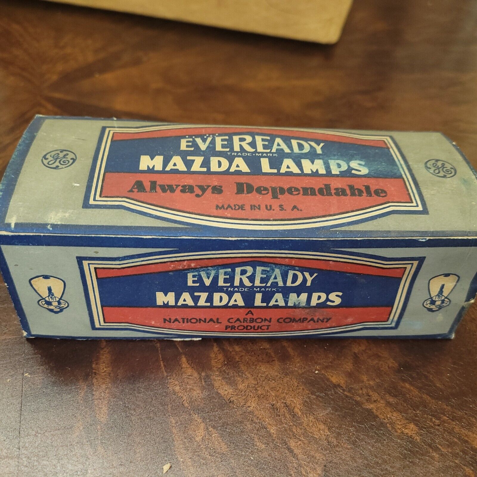 Antique Eveready MAZDA Auto Lamps with ORIGINAL BOX (10)