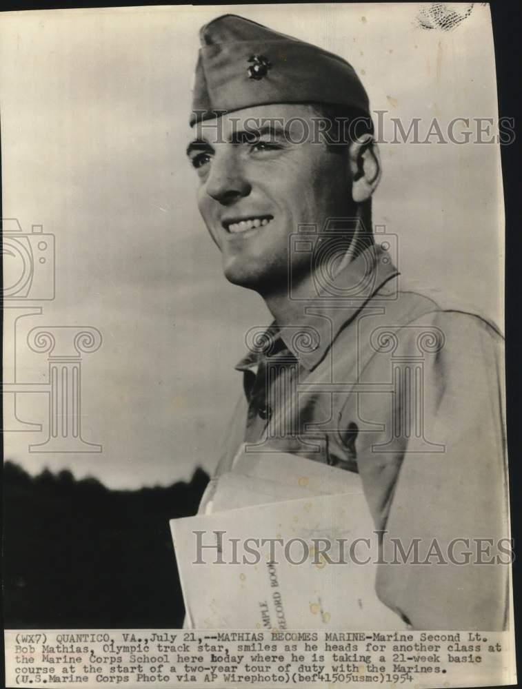1954 Press Photo Olympic Track Star Bob Mathias Becomes Marine at Quantico, VA