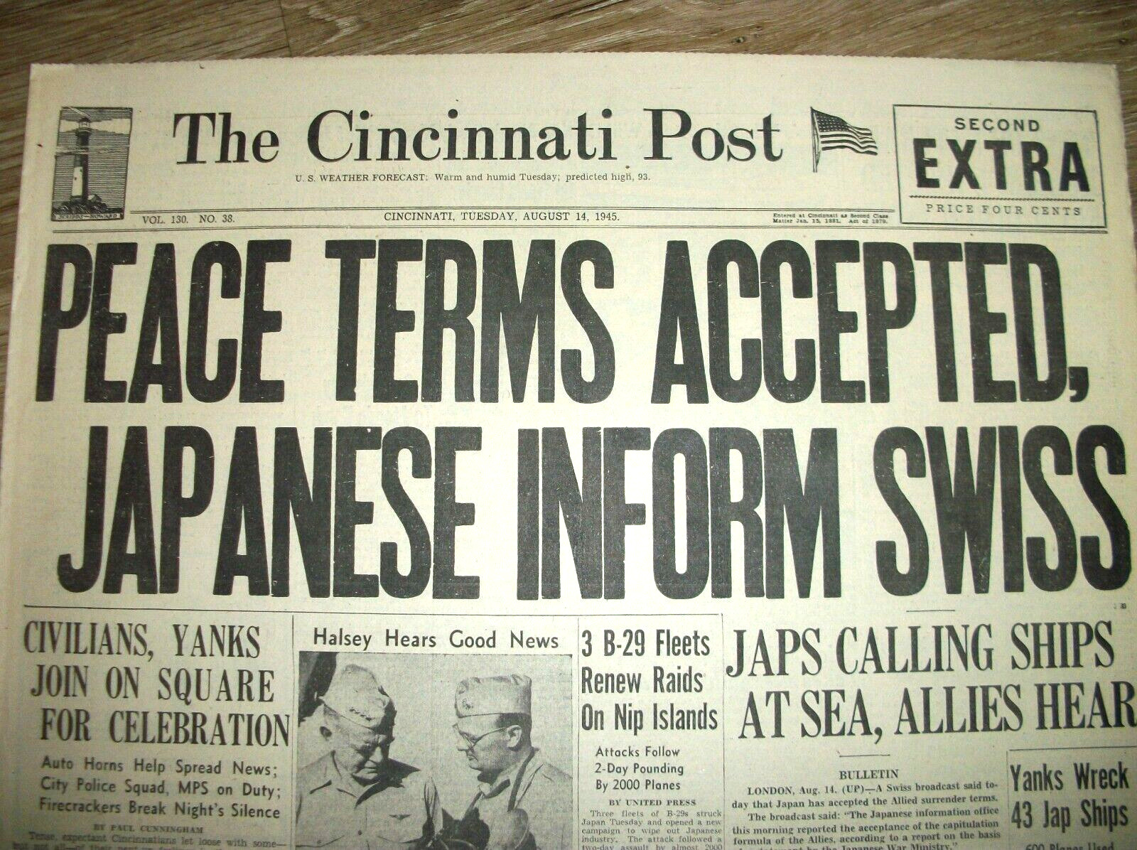 WW2 News paper Headline Peace Terms Cincinnati Post Aug 14, 1945 (UNCIRCULATED)