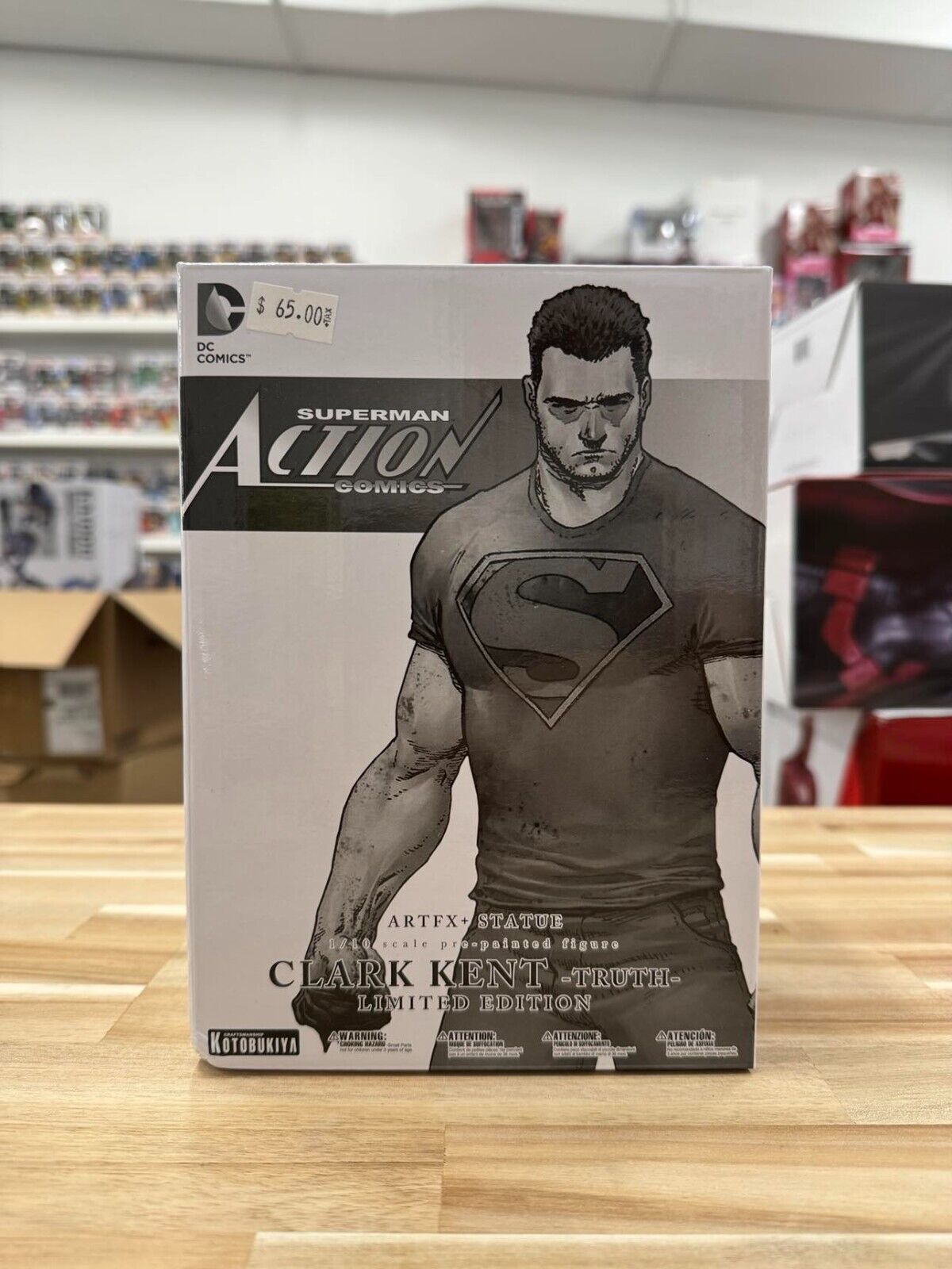 Kotobukiya Clark Kent Truth ArtFX+ Statue 1:10 Superman DC Comics LE SDCC 2016