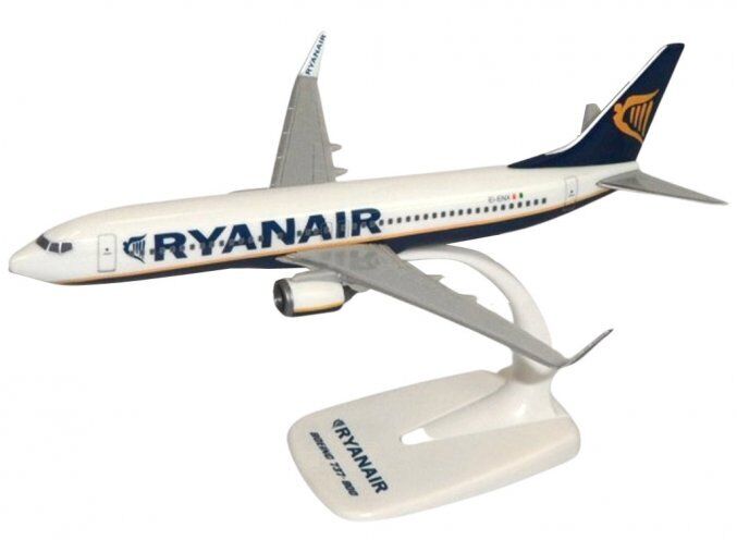 PPC Ryanair Boeing 737-800 EI-ENX Desk Top Display Jet Model 1/200 AV Airplane