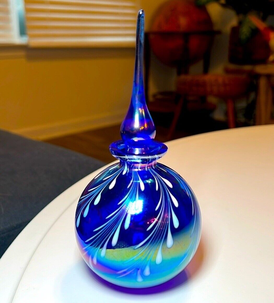 VINTAGE COBALT BLUE CARNIVAL GLASS PERFUME BOTTLE BLOWN GLASS OIL SLICK FEATHER