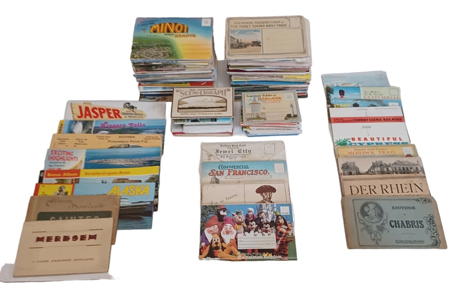 Huge Lot Souvenir Postcard Folders 120+ Pieces