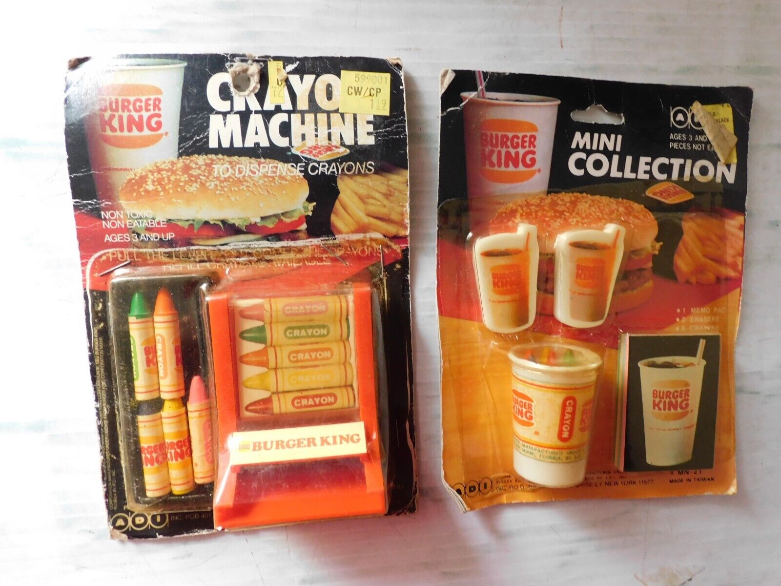 1982 Burger King advertising Crayon Machine + Mini Collection in packages