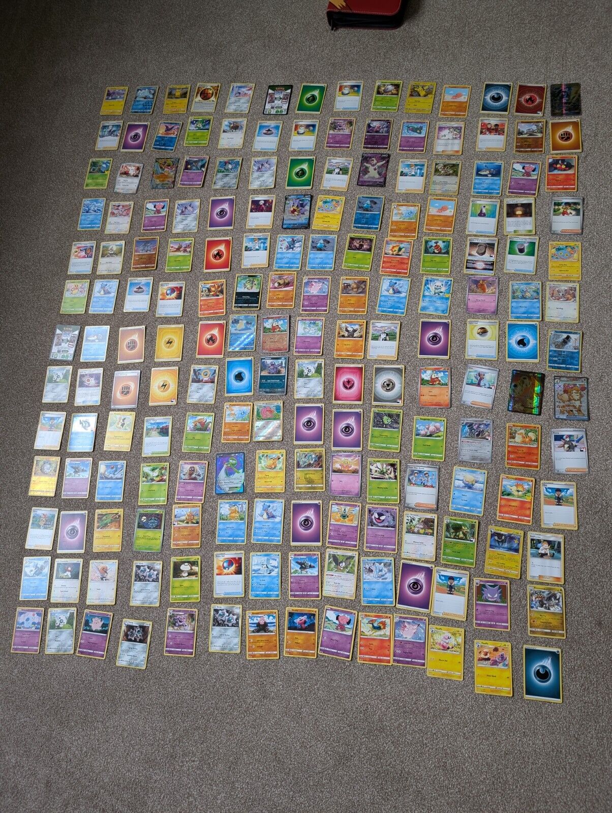 182 Pokemon Cards