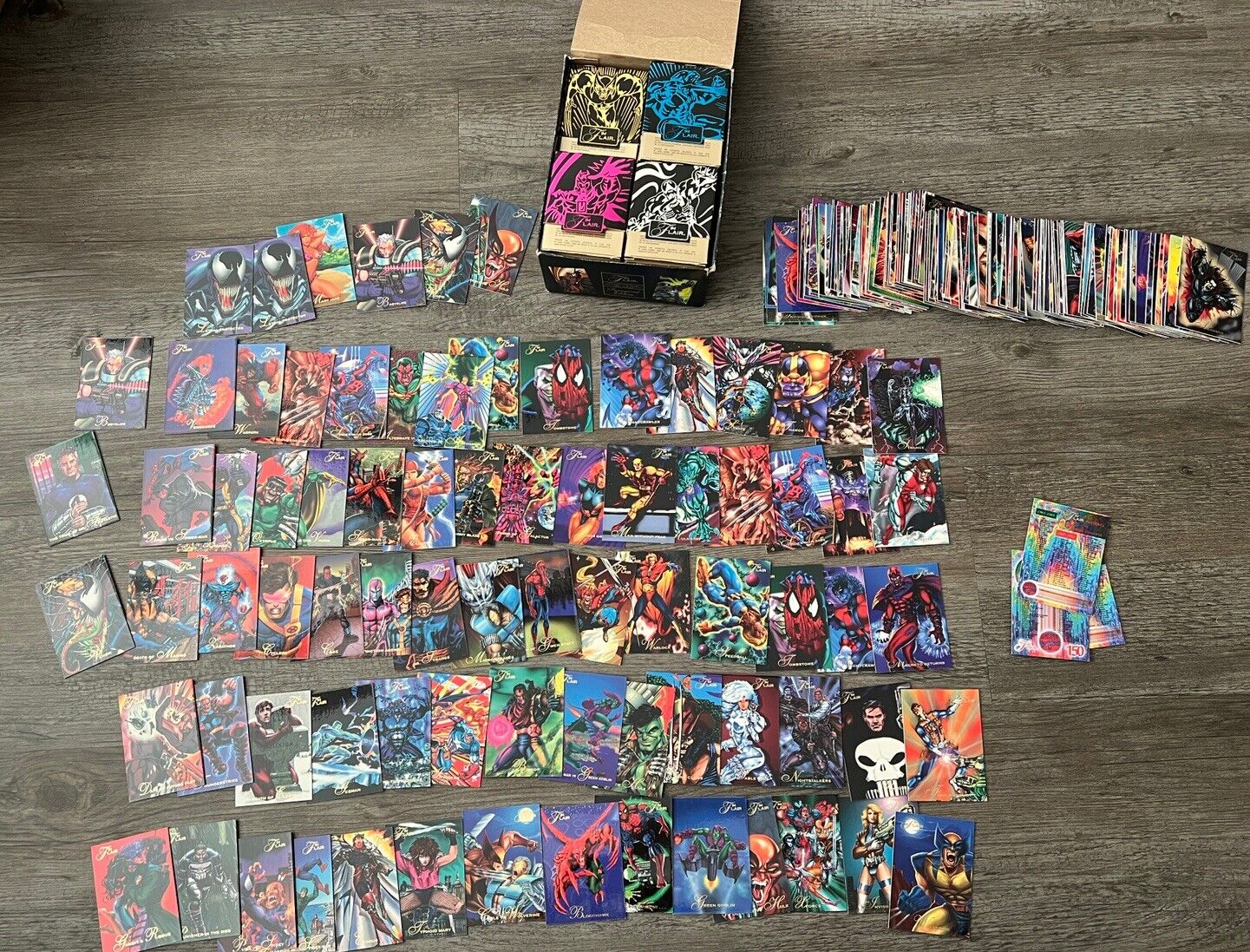 HUGE LOT OF 100+ - 1994 FLAIR MARVEL TRADING CARDS - NM (With Box)