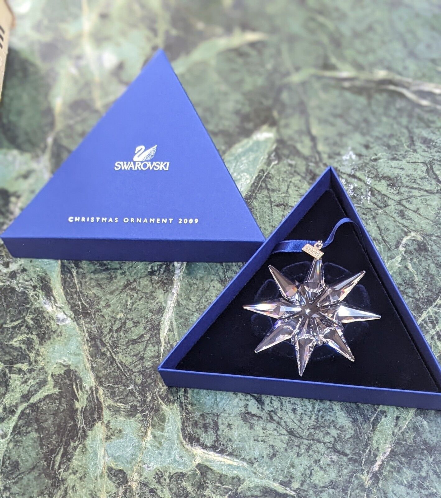 Swarovski Crystal Star / Snowflake 2009 Annual Holiday Ornament, NEW
