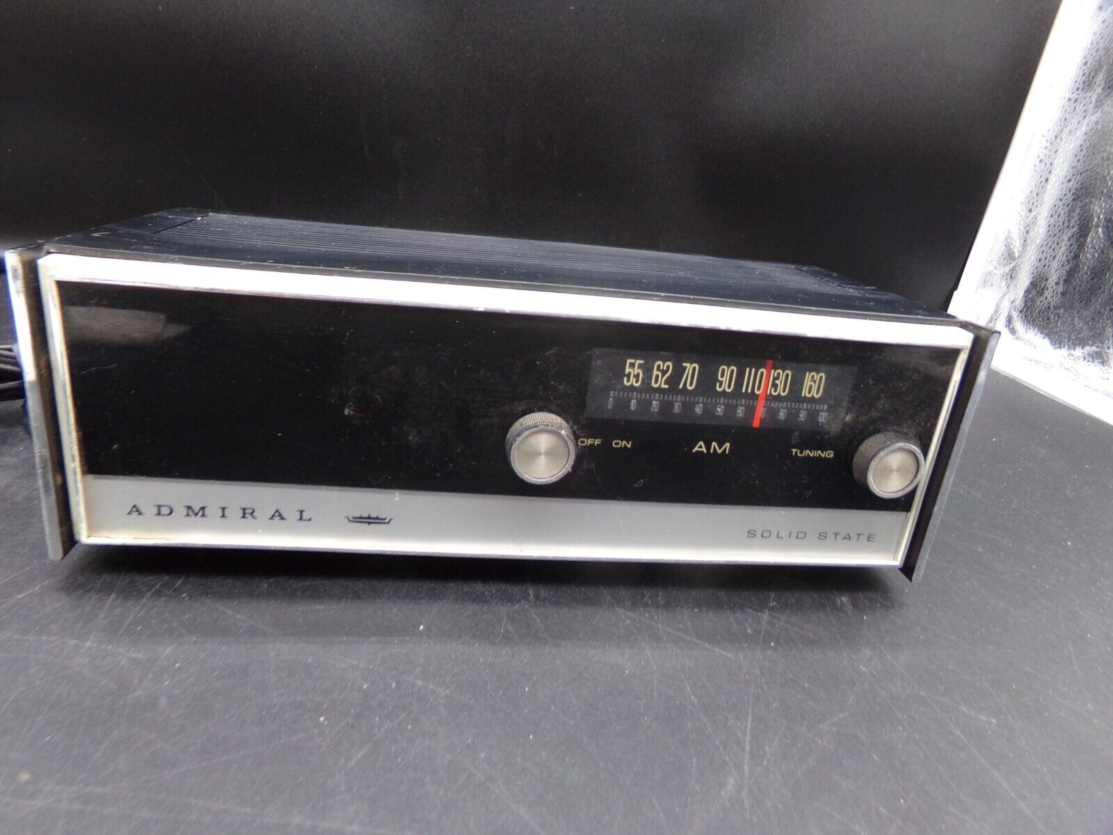 Vintage Radio Admiral Model T141 Solid State-READ