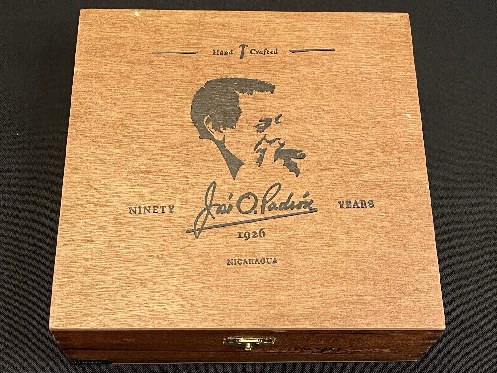PADRON Serie 1926 No 90 Empty Wooden Cigar Box 7.5\