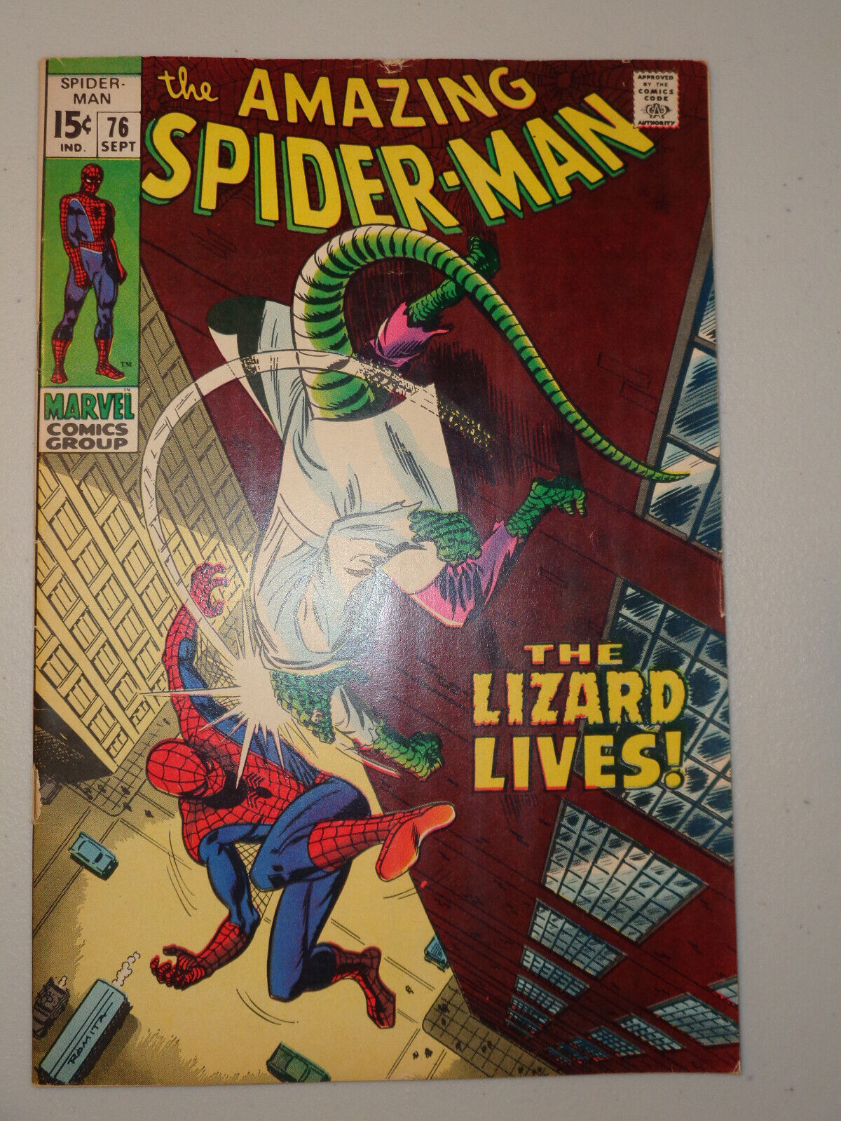AMAZING SPIDER-MAN #76 (1969 ; Superb VF+ 8.5…But Cover Detached Bottom Staple)