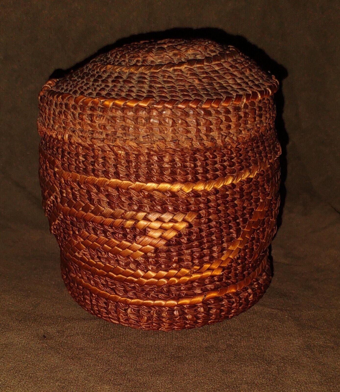 Antique Twined Tsimshian Handwoven Basket W/Lid Mid-Late 19th C. 3