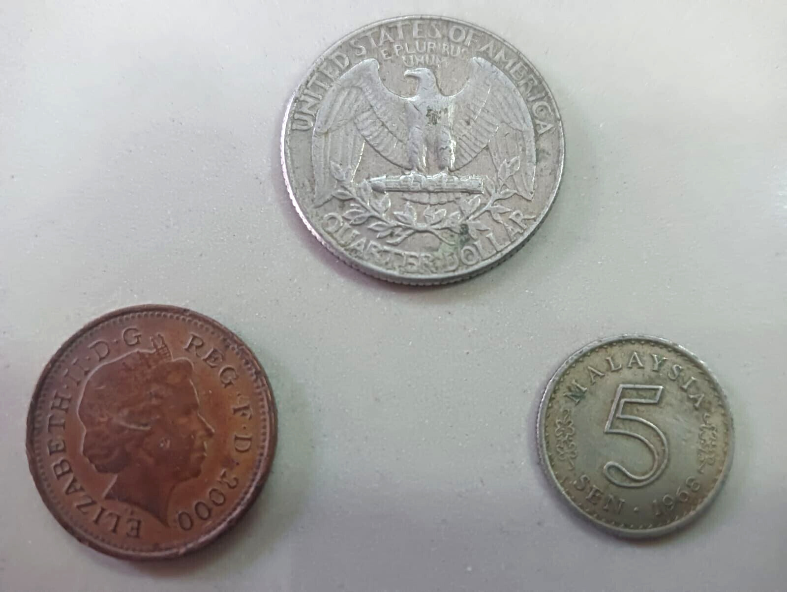 SET OF 3 VINTAGE OLD RARE COINS- DOLLAR LIBERTY, MALAYSIAN SEN , ELIZABETH II
