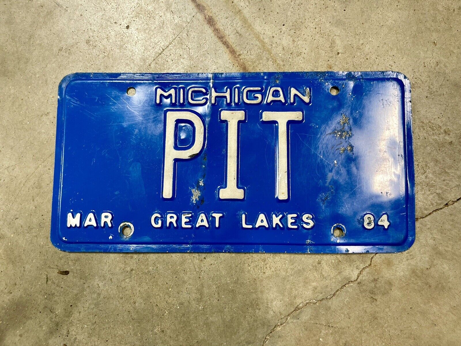 1984  Michigan Vanity License Plate “PIT”