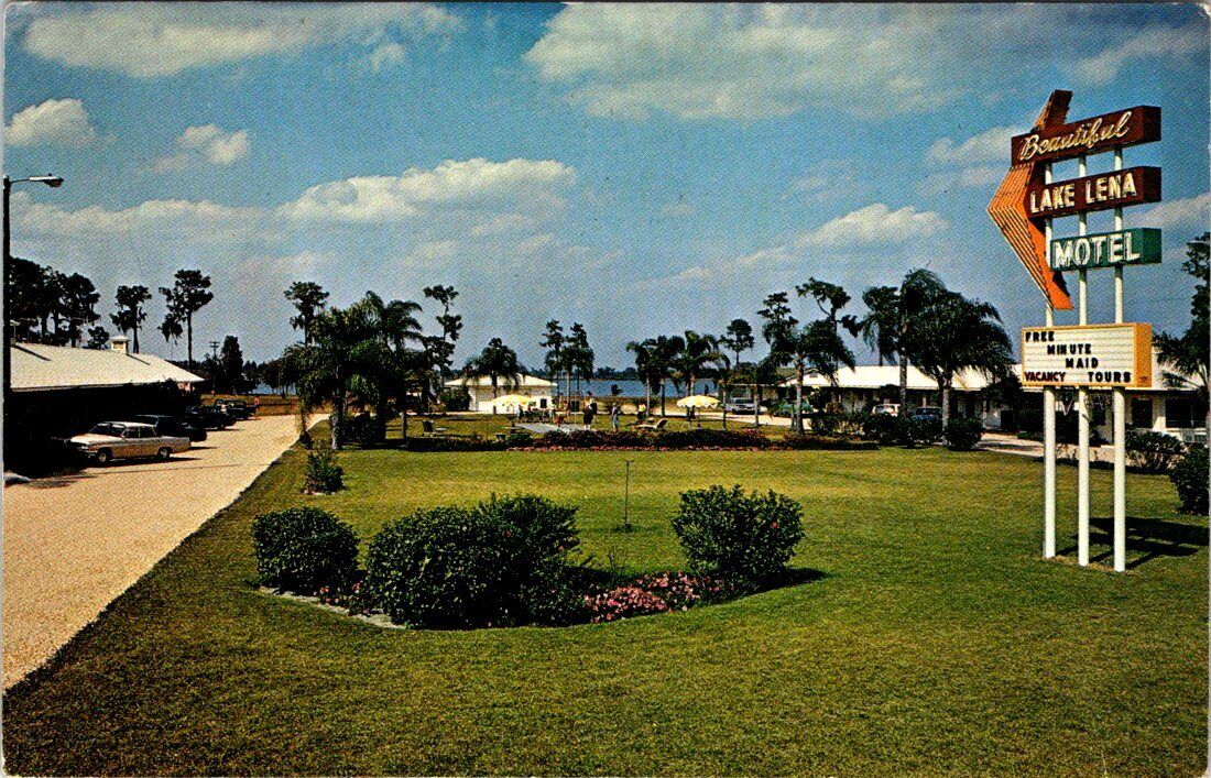 1968, Lake Lena Motel, AUBURNDALE, Florida Chrome Advertising Postcard