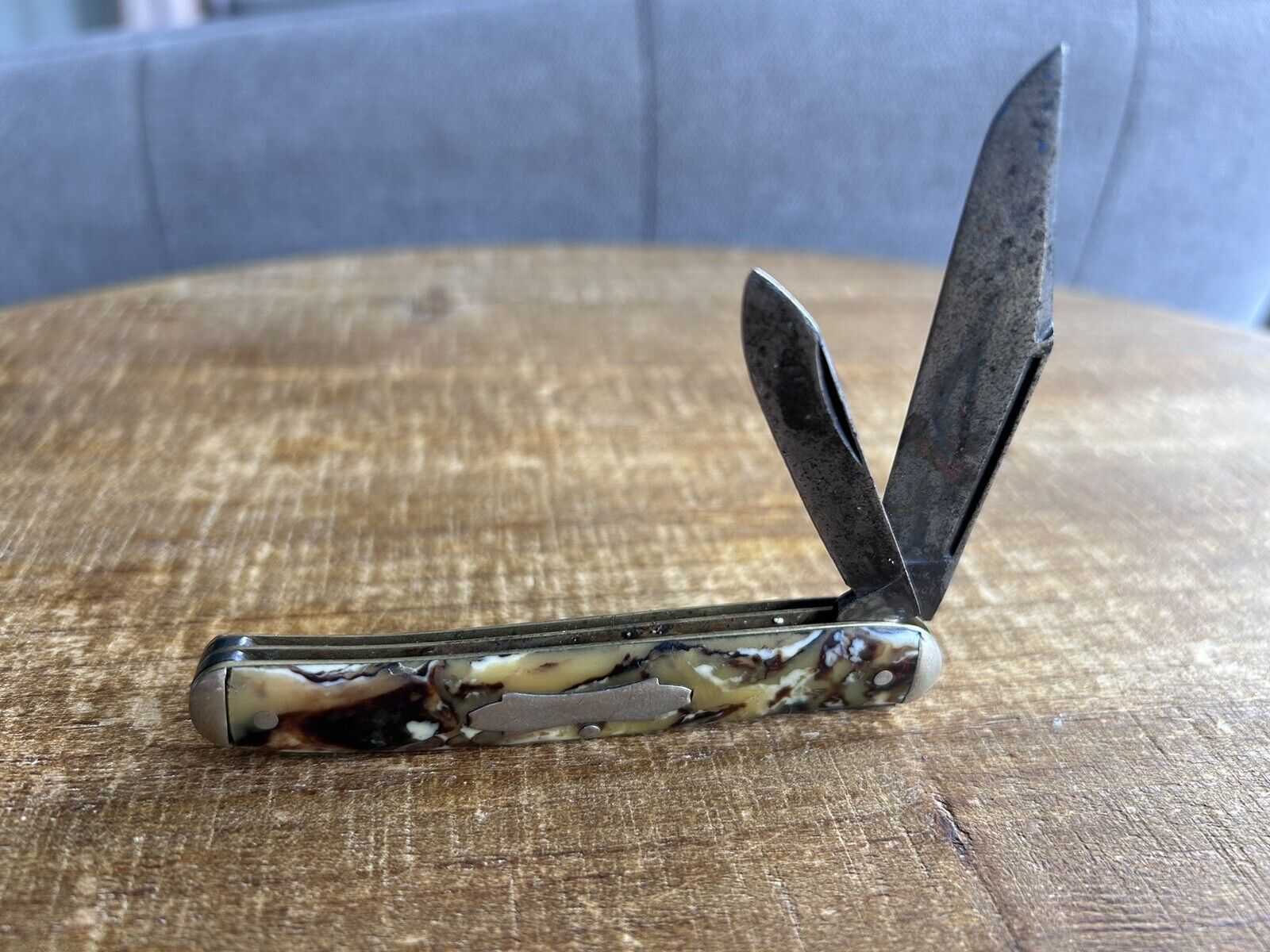 Vintage Two Blade Colonial Providence Pocket Knife