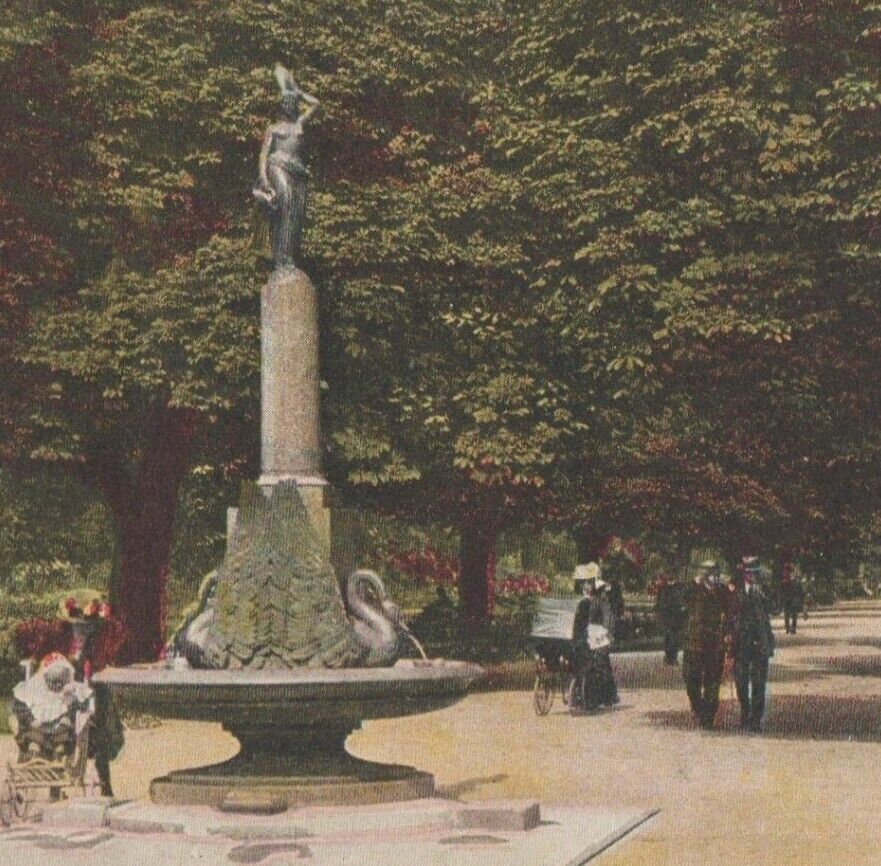 Broad Walk Regent\'s Park London England 1910 Postcard Royal JWB Fountain