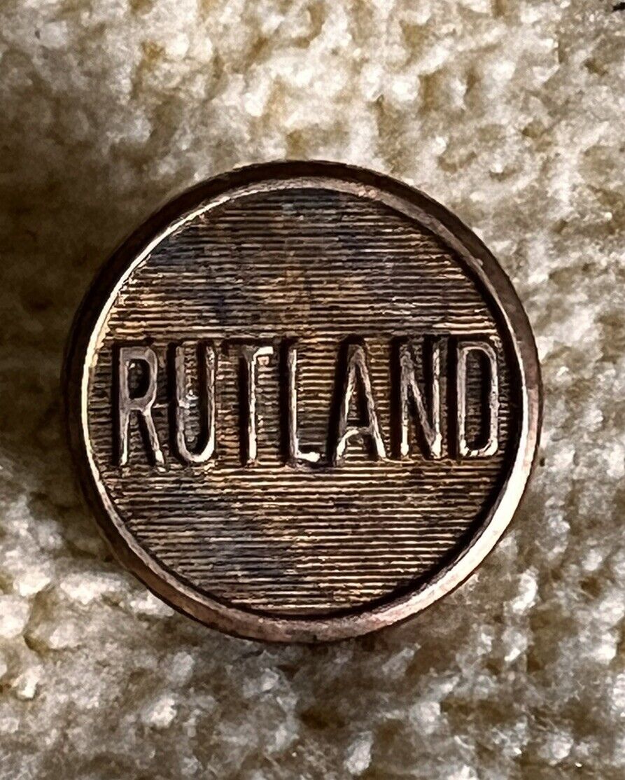 C. 1905-10 Rutland Railway Railroad Original Uniform Button 1/2
