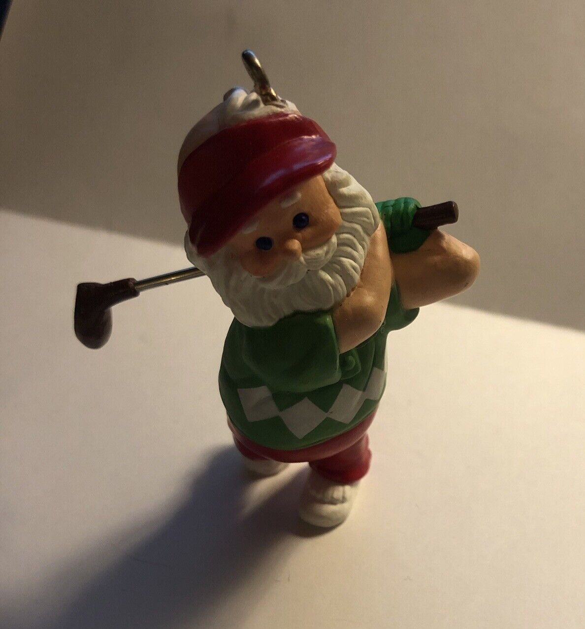 1989 Hallmark Cards Santa Ornament Golf Golfing Swing Vintage 