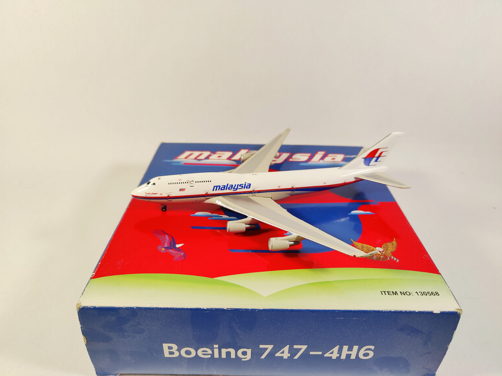 MALAYSIA AIRLINES Boeing 747-400 Aircraft Model 1:400 Scale Tucano Line 9M-MHL