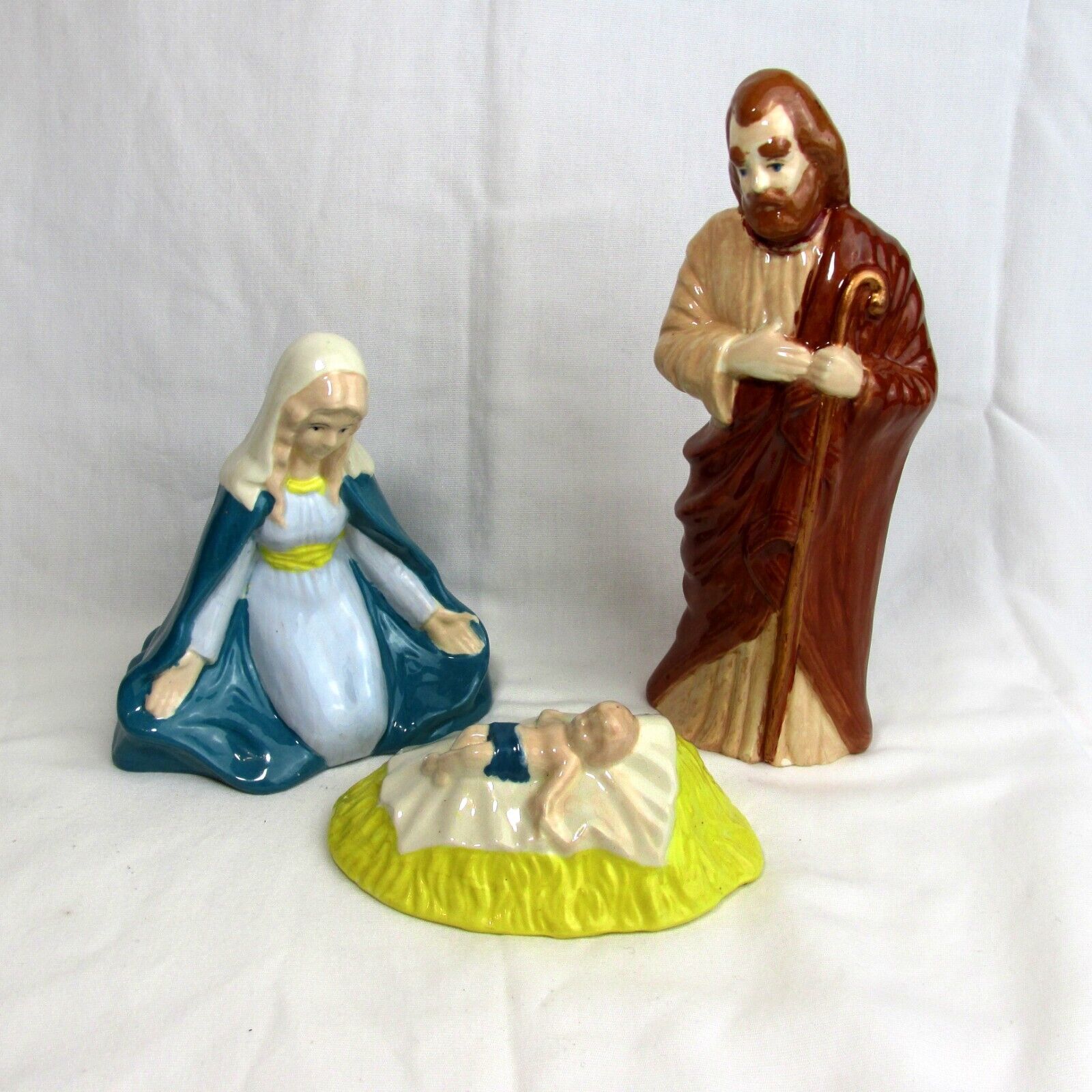 Vintage Nativity Figurine Statues Mary Joseph Baby Jesus Ceramic Christmas 7\