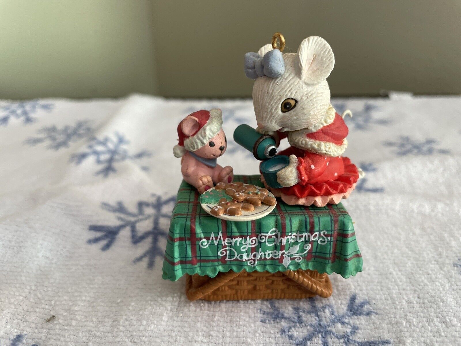 1993 Enesco Treasury Ornament Merry Christmas Daughter Mouse Gingerbread Cookies